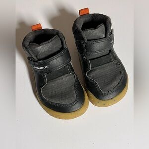Vivobarefoot toddler Ludo Hi size 6